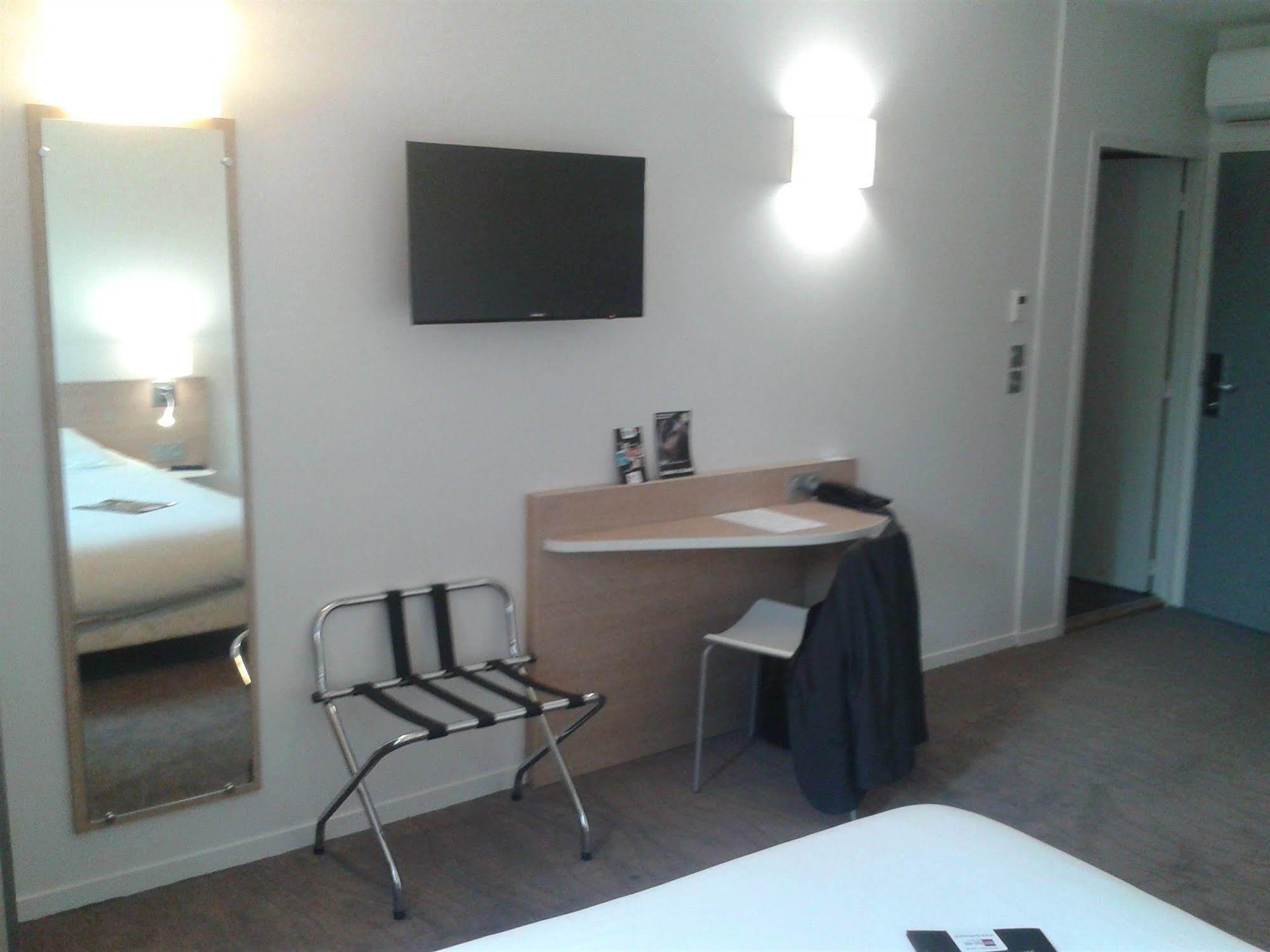 Brit Hotel Macon Centre Gare מראה חיצוני תמונה