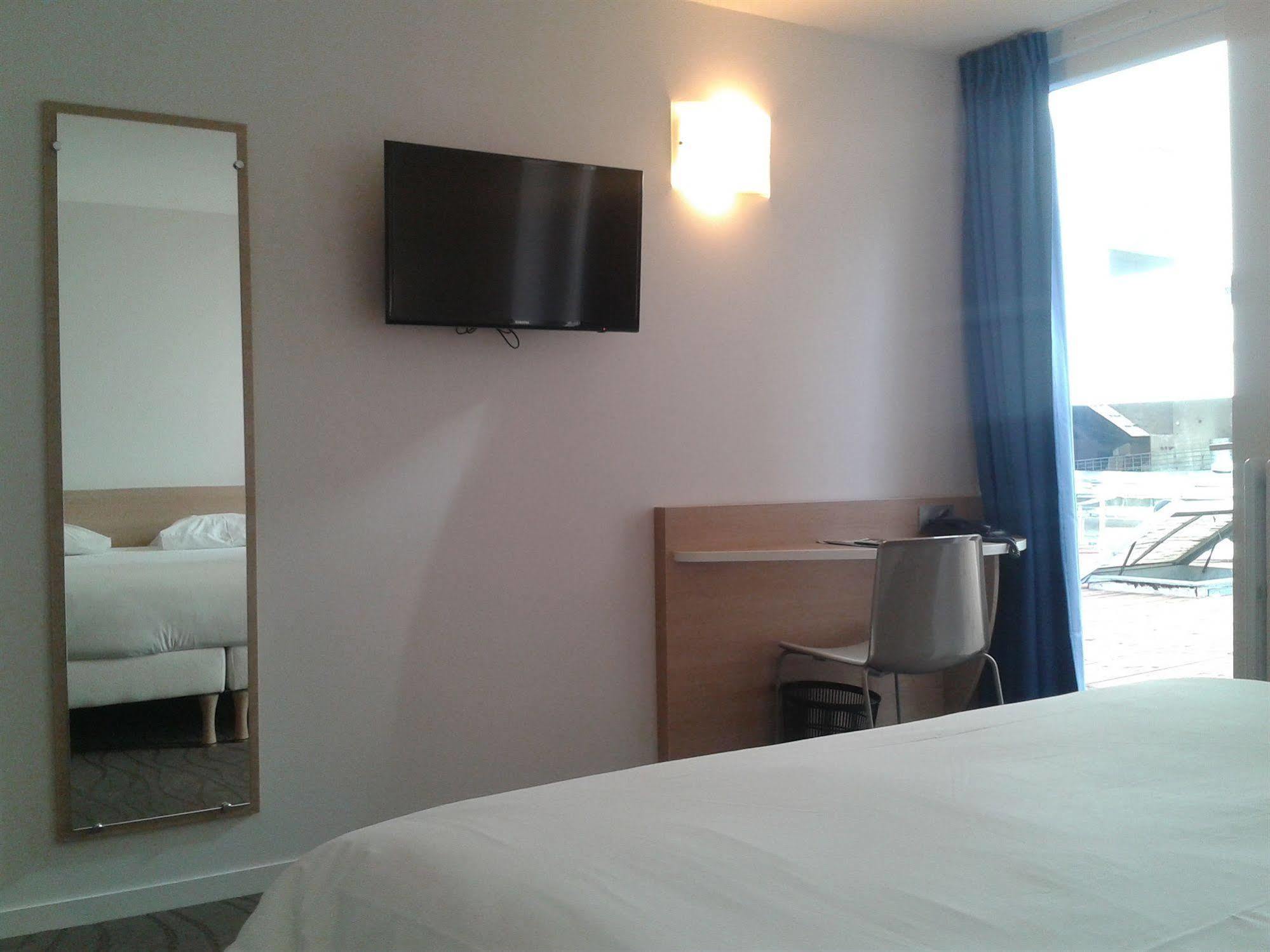 Brit Hotel Macon Centre Gare מראה חיצוני תמונה